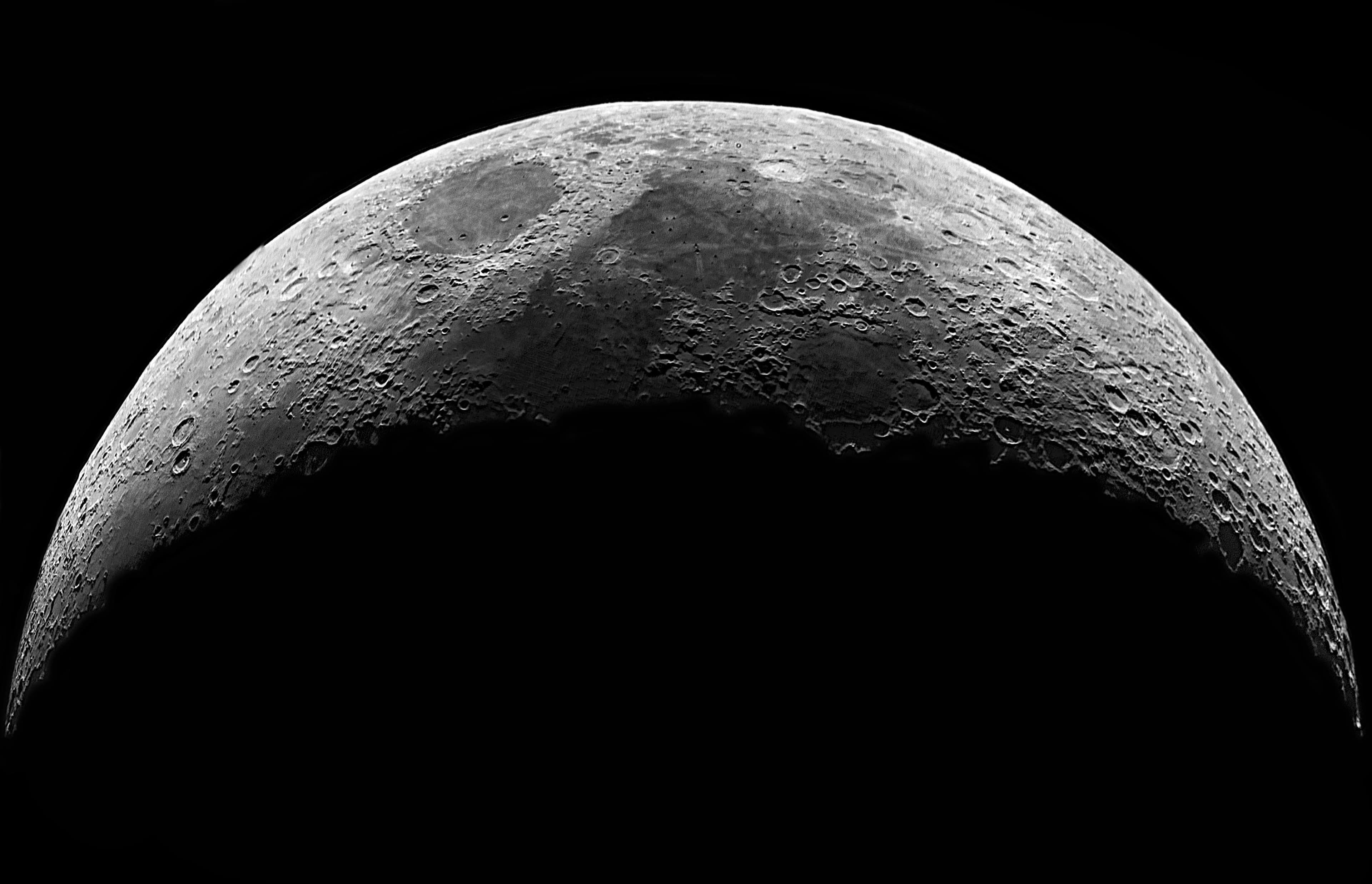 Nodurile lunare în 2026: destinul colectiv și al tău personal