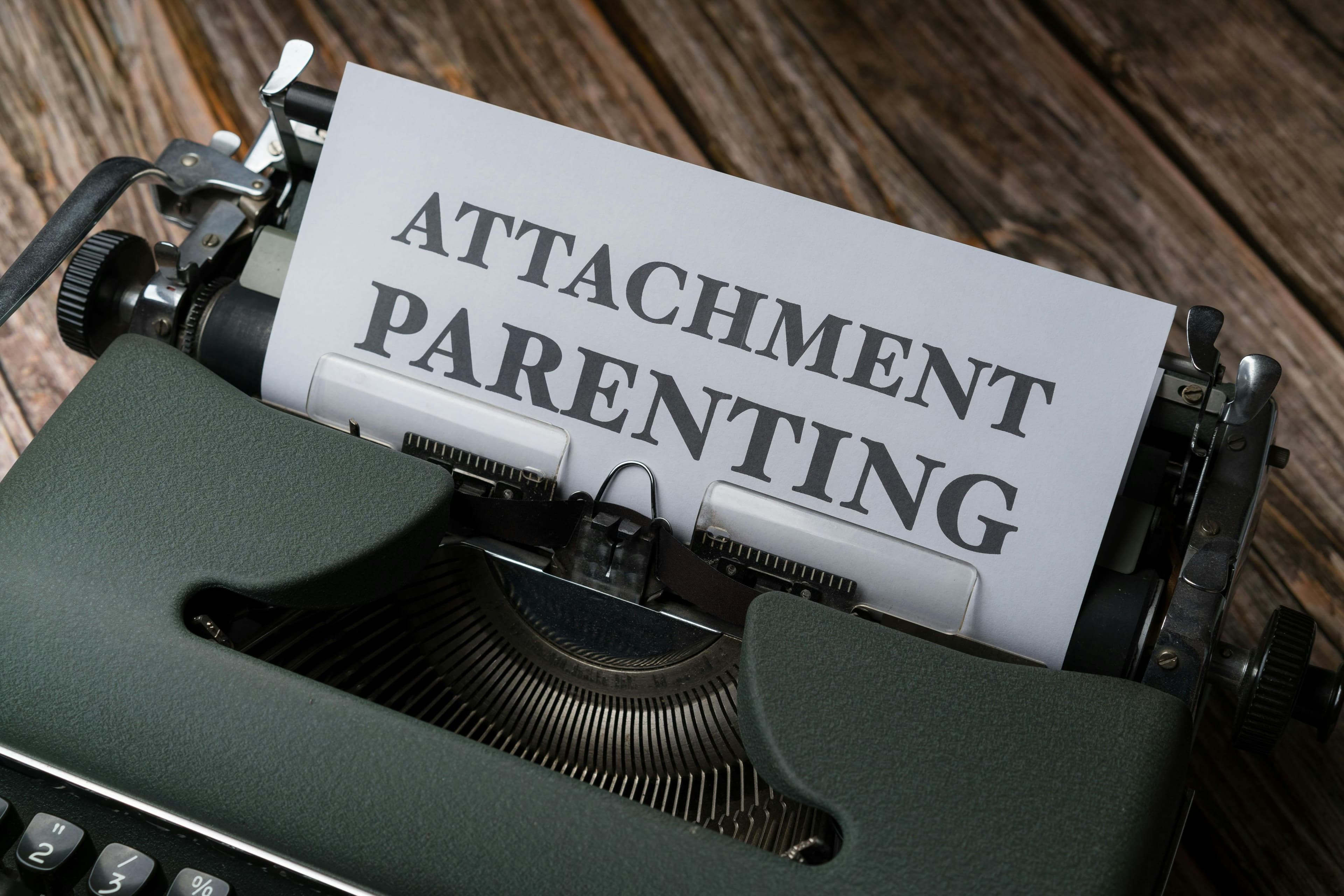 Ce este teoria atașamentului și cum îți modelează stilul de parenting