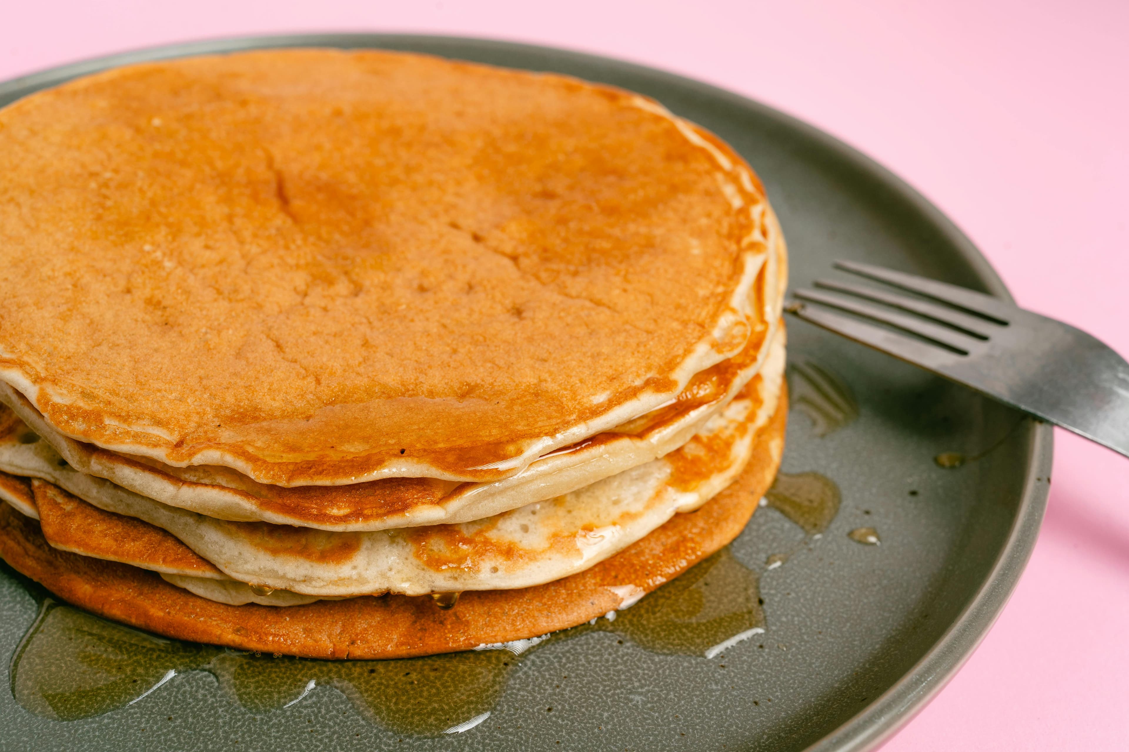 Rețetă de pancakes americani pufosi: ingrediente simple și rezultat garantat