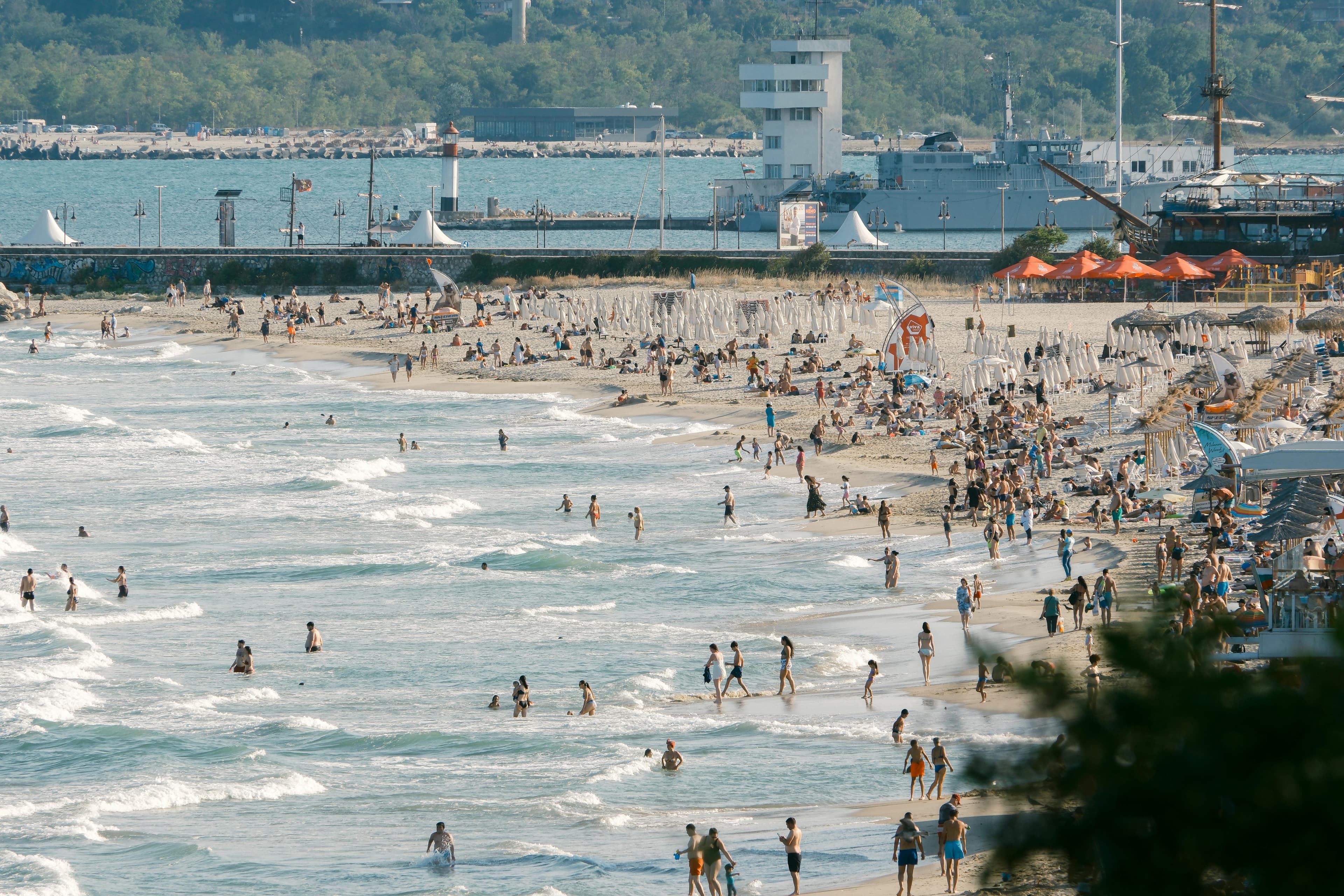 Vacanța de vară 2026 la bunici: avantaje și cum să o faci productivă