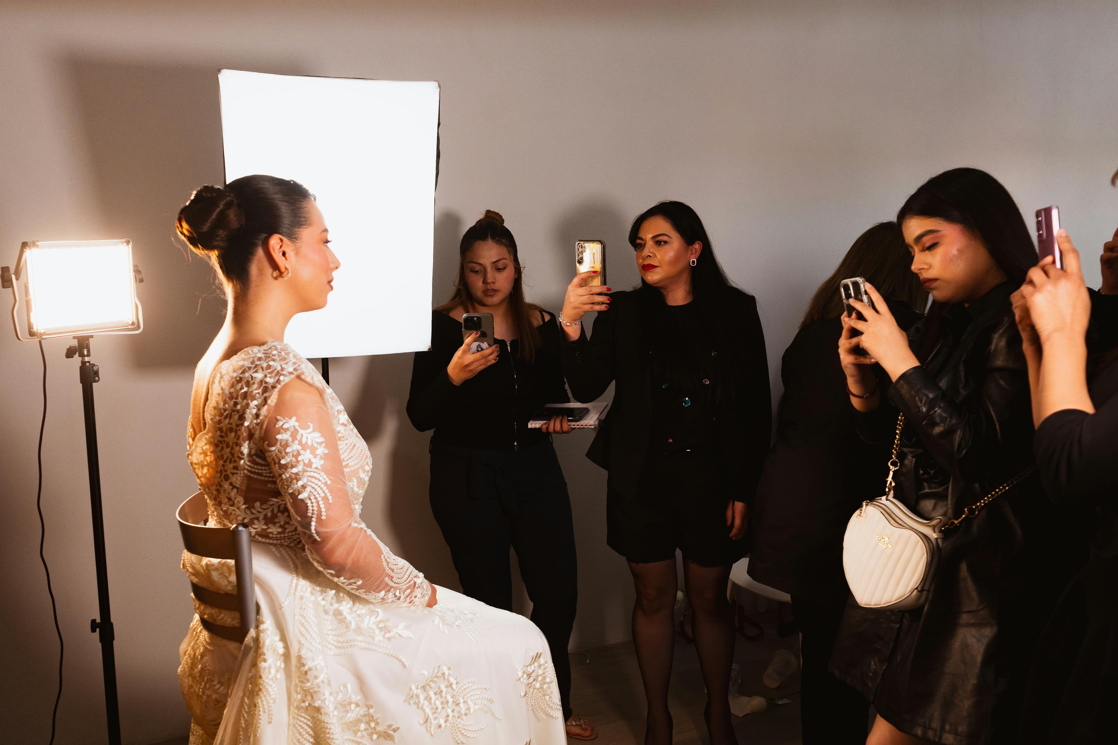 Antreprenoriatul vedetelor în 2026: branduri de beauty, food și fashion lansate