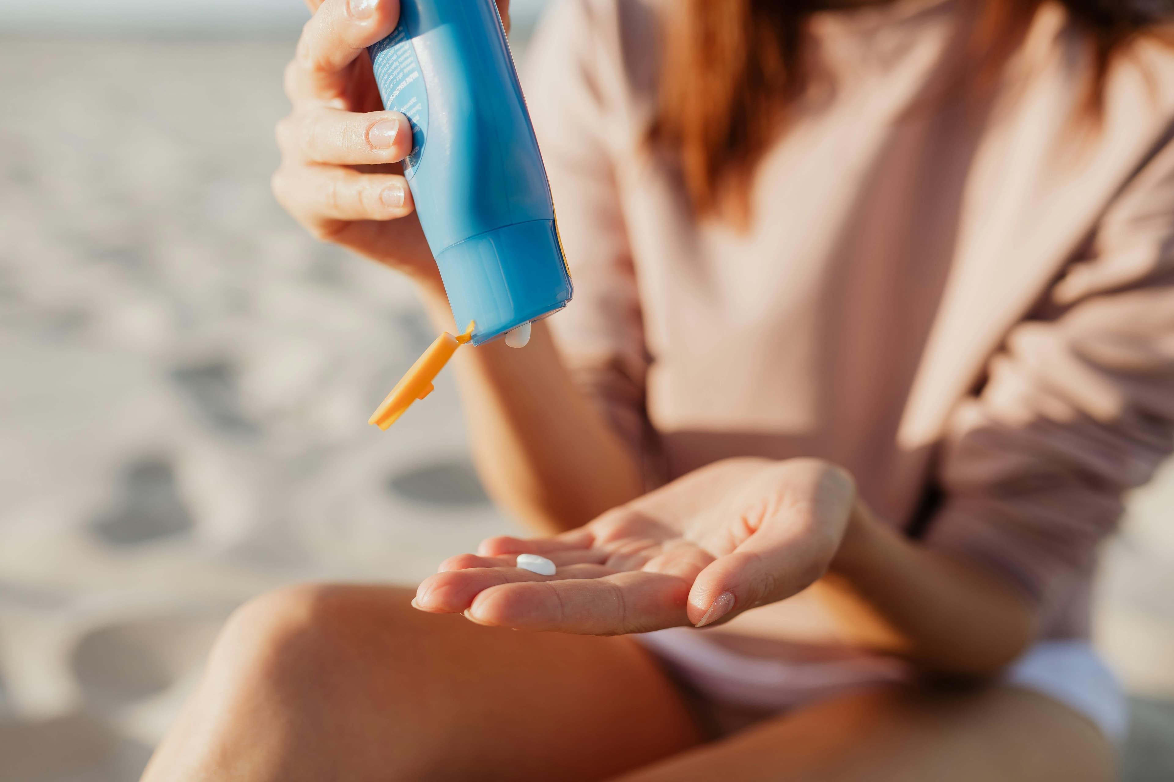 Top 5 lipgloss-uri cu SPF disponibile în România în 2026