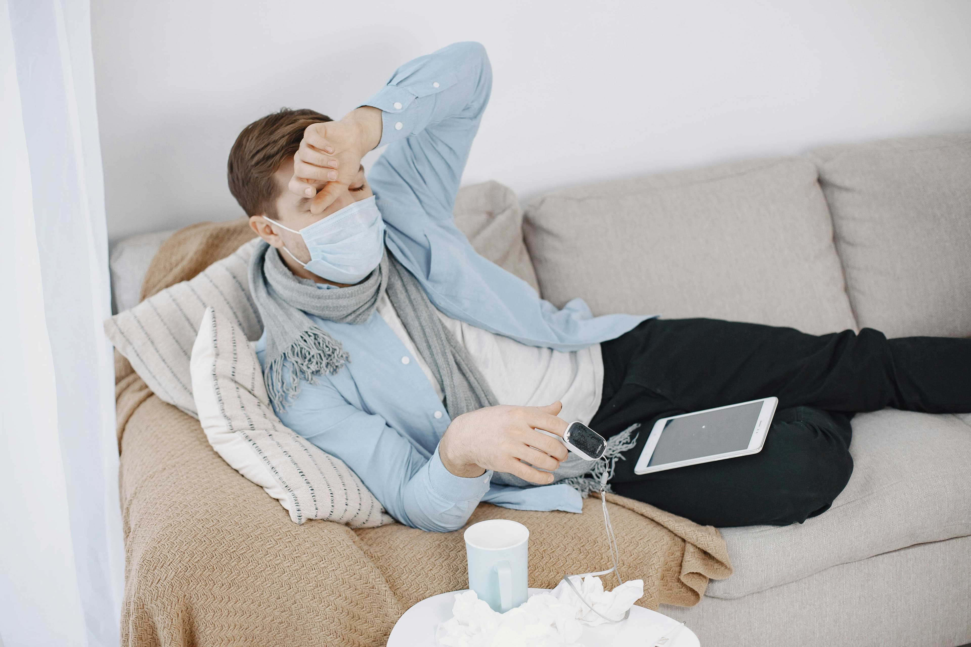 Recuperarea după COVID lung în 2026: ce simptome persistă și cum te tratezi