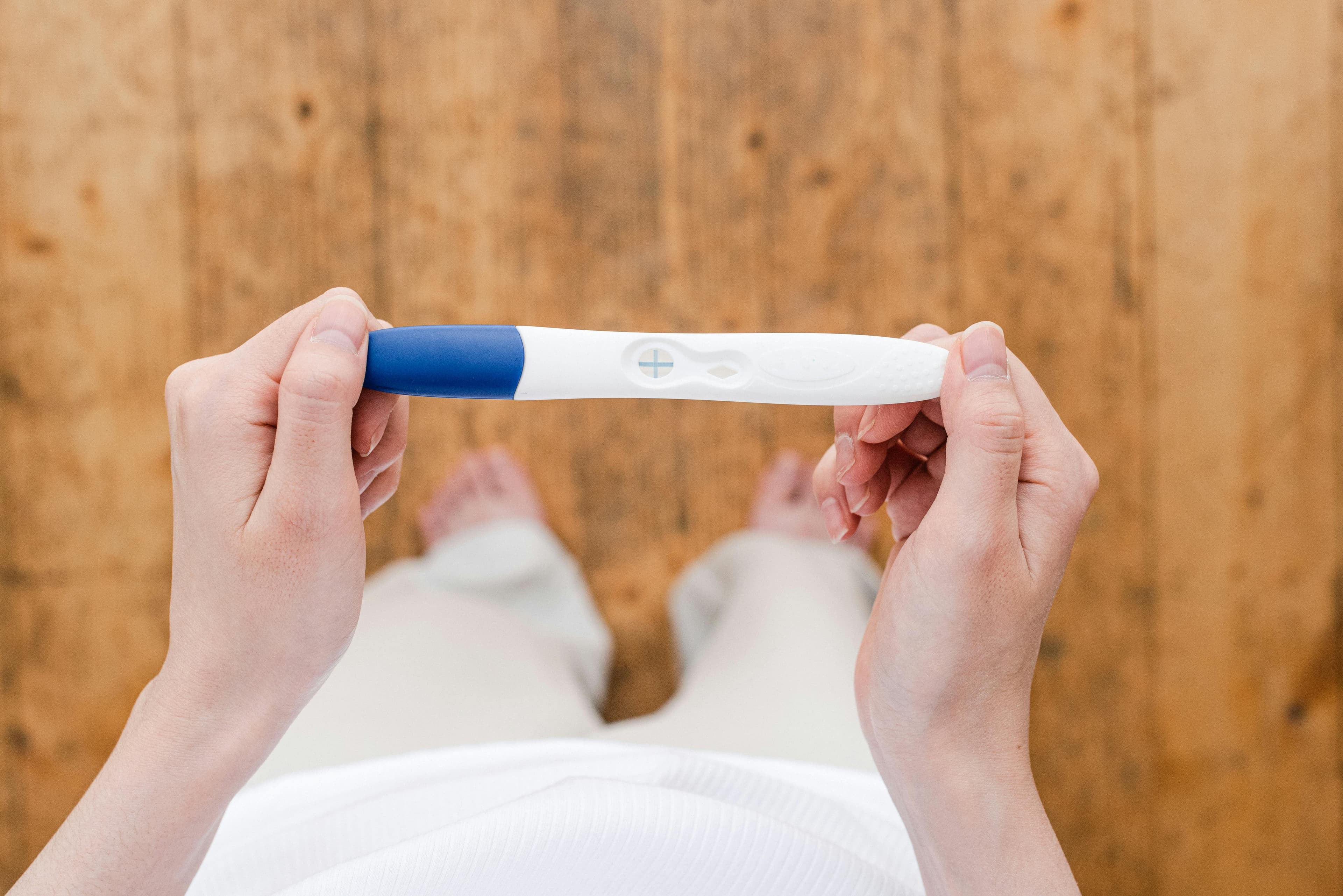 Cum abordează vedetele românești subiectul fertilității și maternității în 2026