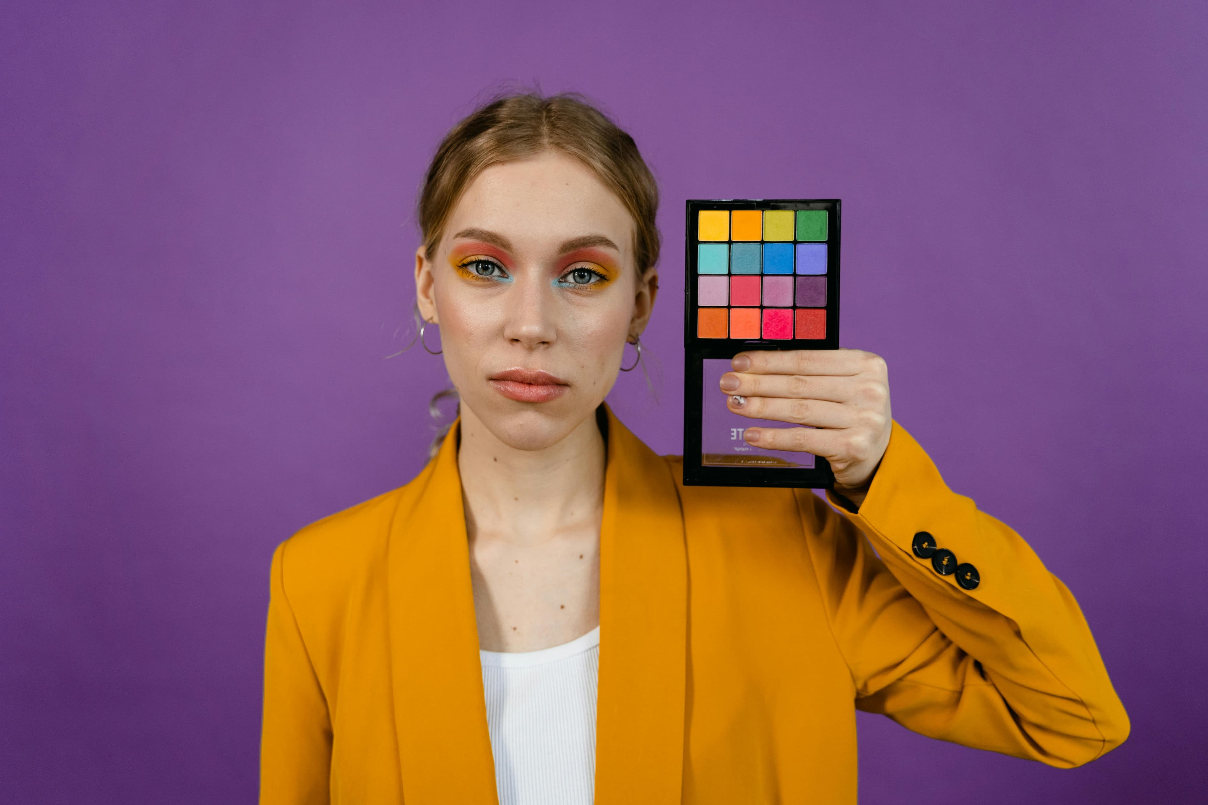 Tendința 'no-makeup makeup': cum obții look-ul cu produse accesibile