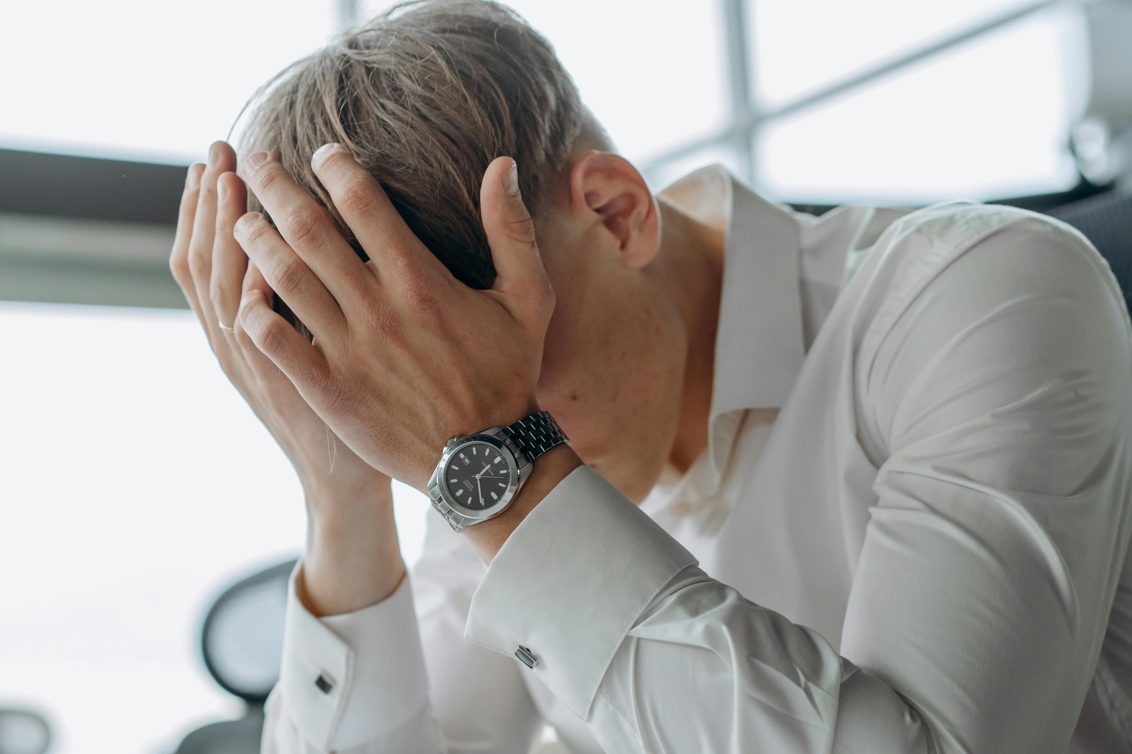 Cum să îți susții partenerul în momente de stres fără să te epuizezi